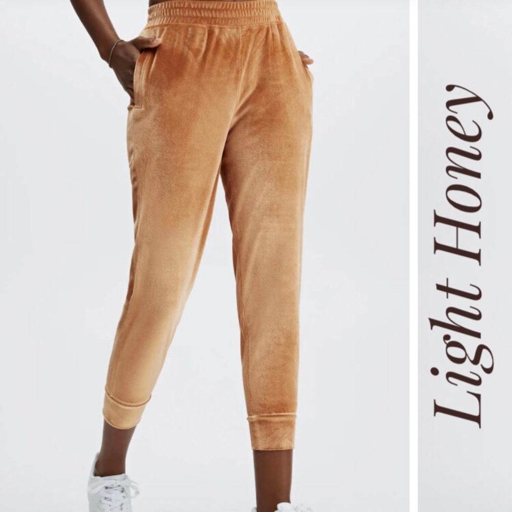 Fabletics Luxe Velour Jogger Pants